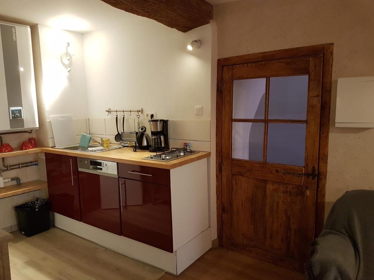 Les Studios De St Guilhem Saint-Guilhem-le-Desert Dış mekan fotoğraf